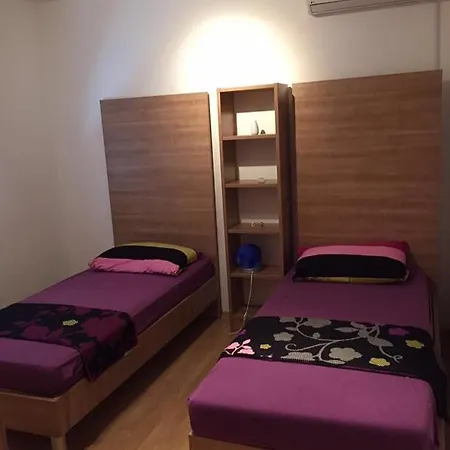 Apartmani Mane Apartment