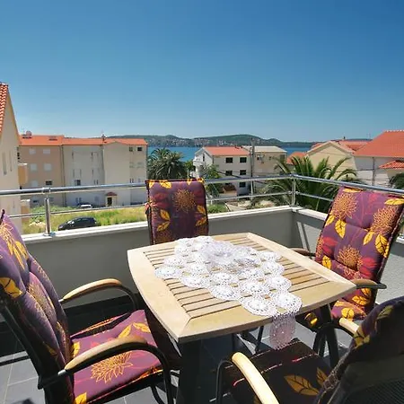 Apartmani Mane Apartment