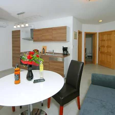 Apartmani Mane Trogir