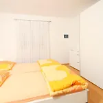 Apartman Mane *