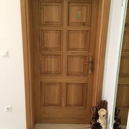 شقة Mane تروغير