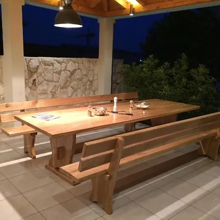 Apartmani Mane Lejlighed *